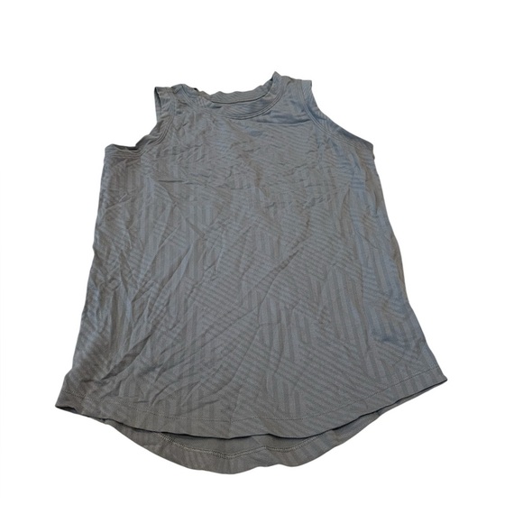 DSG Women’s Movement Tank Blue With Geometric design - Picture 2 of 10